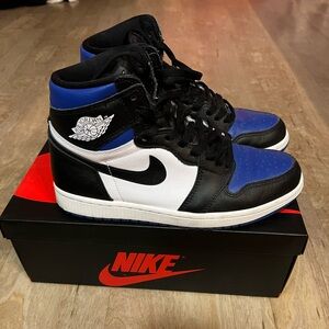 Jordan Air Retro 1 High OG Royal Blue